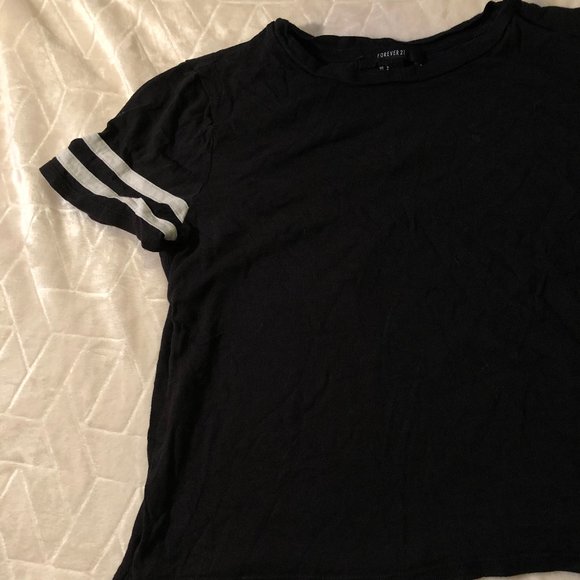 🏄3 for $15🏄 Black Tee With White Stripes - Picture 7 of 8